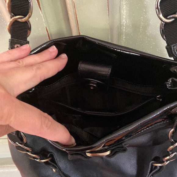 🛍🛍🛍 Ferragamo bow tote women’s purse. 🛍🛍🛍 - Picture 6 of 13